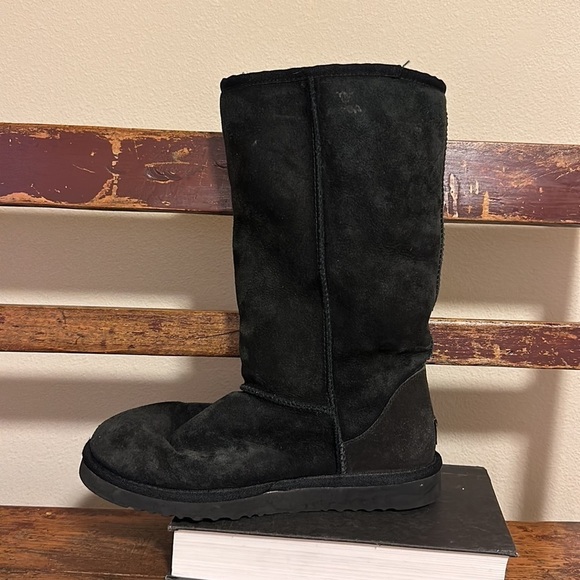 UGG Black Tall Classic Knee Boots Shearling Suede Leather Fleece Lined - Picture 6 of 15
